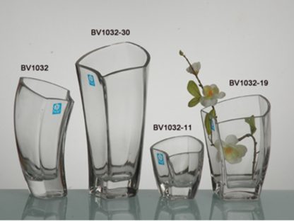 1032-19 Ваза стекло 005026
